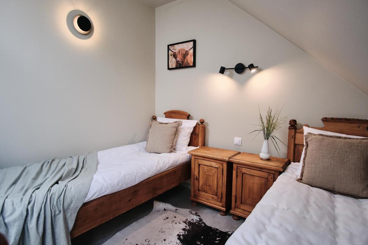 Hotel Pernigele Yelgavkrasty 외부 사진
