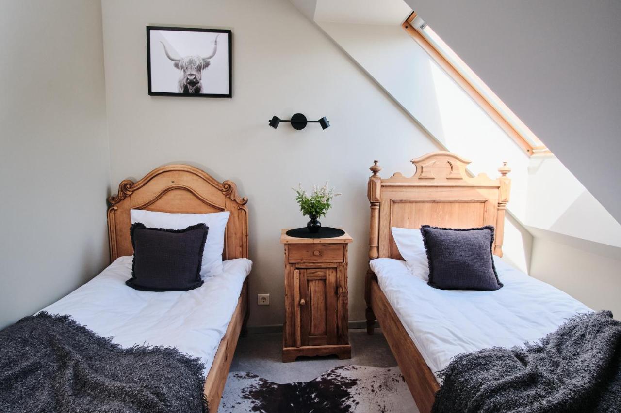 Hotel Pernigele Yelgavkrasty 외부 사진