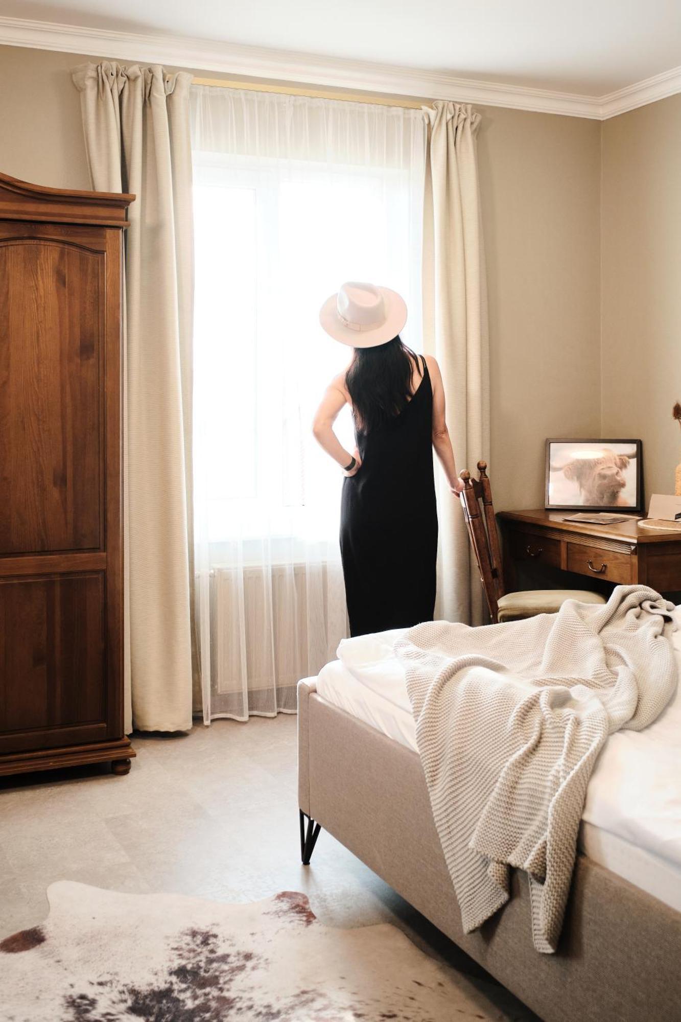 Hotel Pernigele Yelgavkrasty 외부 사진