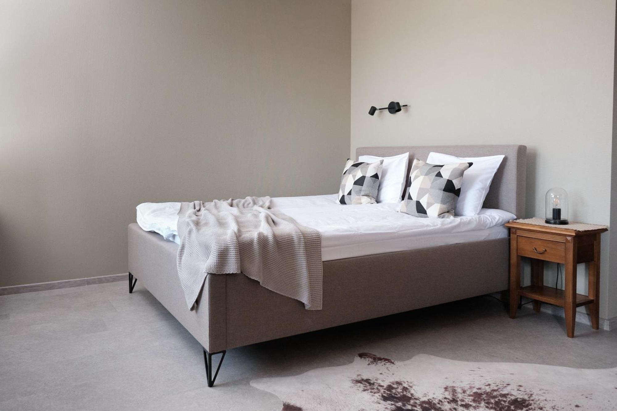 Hotel Pernigele Yelgavkrasty 외부 사진