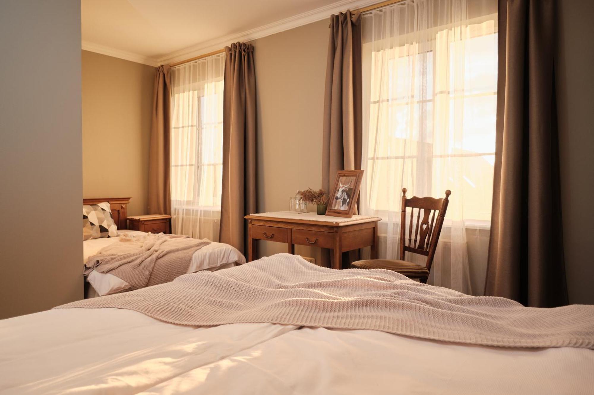 Hotel Pernigele Yelgavkrasty 외부 사진