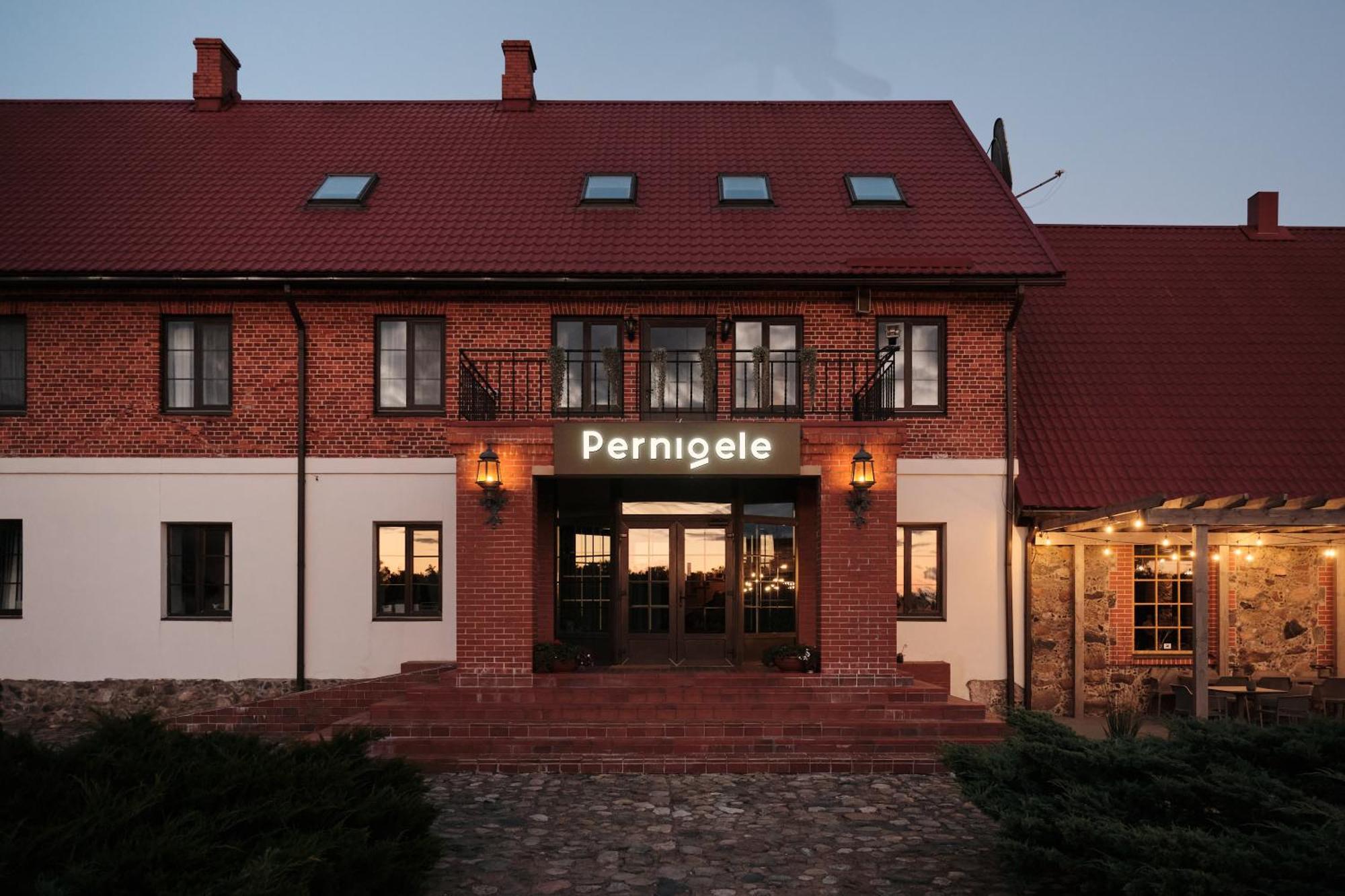 Hotel Pernigele Yelgavkrasty 외부 사진
